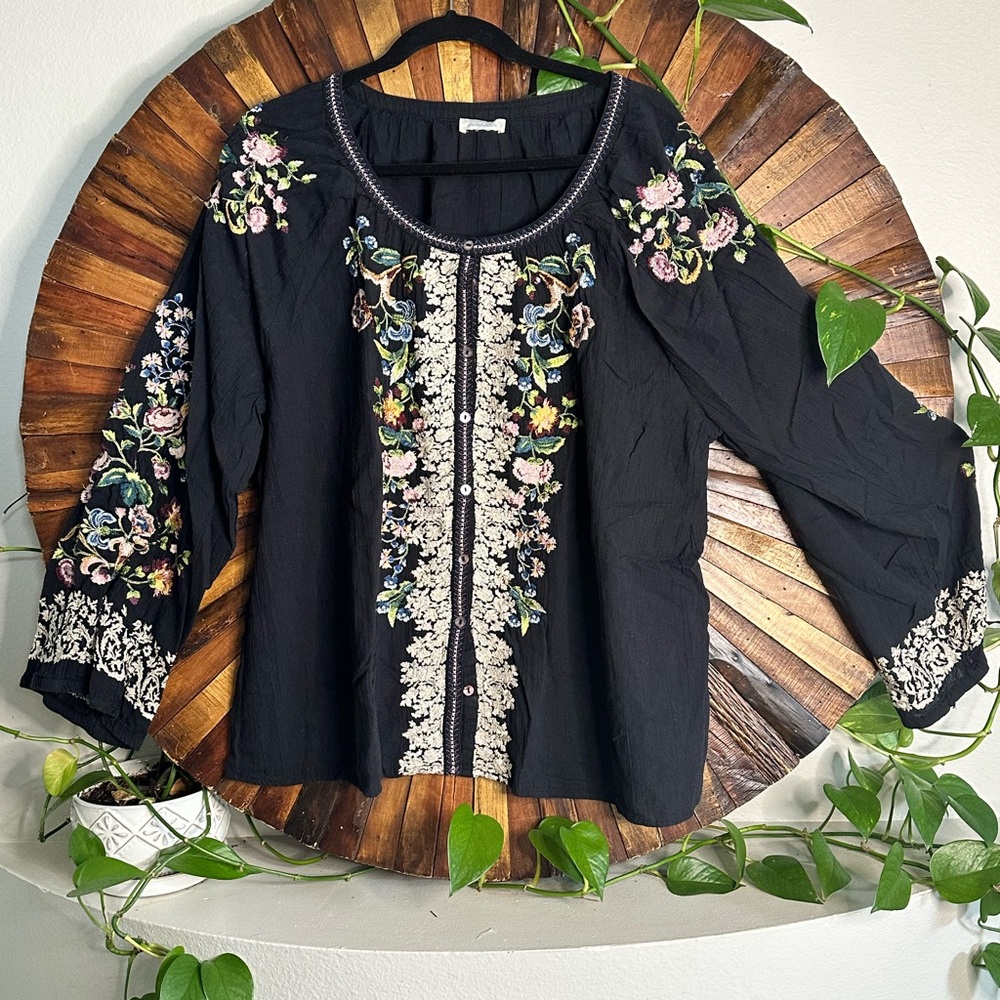Sundance top womens XLll Agatha Bloom floral embroidered button down